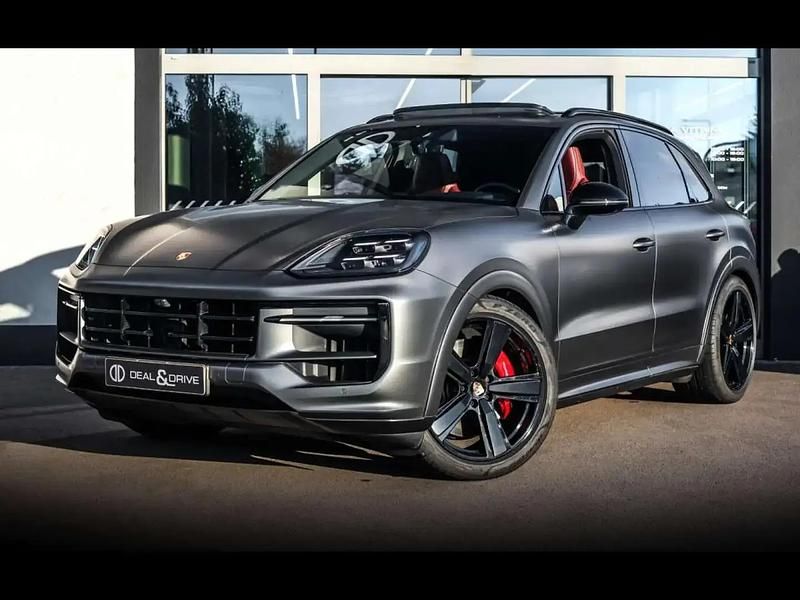 Gris Utilisé 2023 Porsche Cayenne Sport SUV | 112 819 € (Prix juste) - Image 1/4