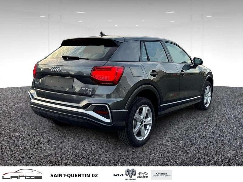 Nouvelle Audi Q2 Advanced 150 ch (110 kW) 2025 Gris SUV