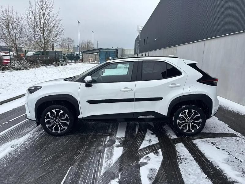 Occasion Toyota Yaris Cross Design 92 ch (67 kW) 2025 Blanc SUV