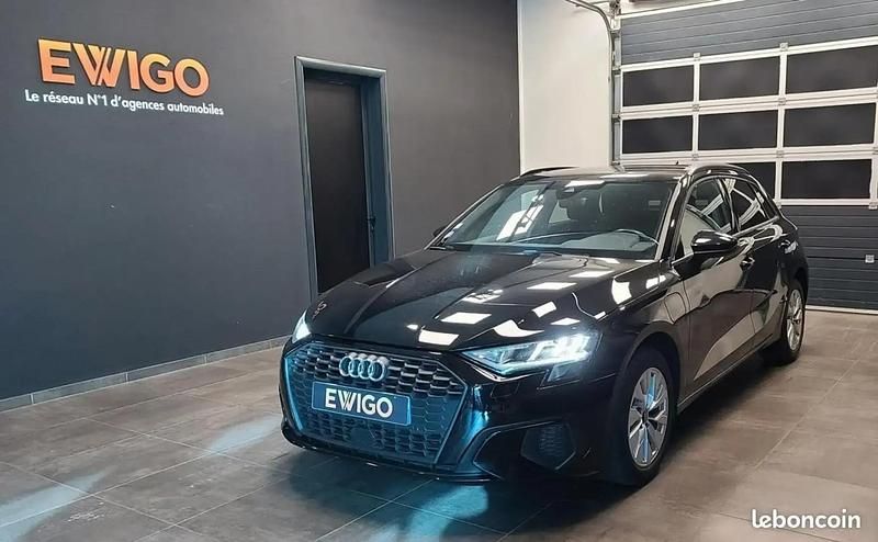Noir Utilisé 2021 Audi A3 e-tron Design Citadine | 21 990 € (Prix juste) - Image 1/4