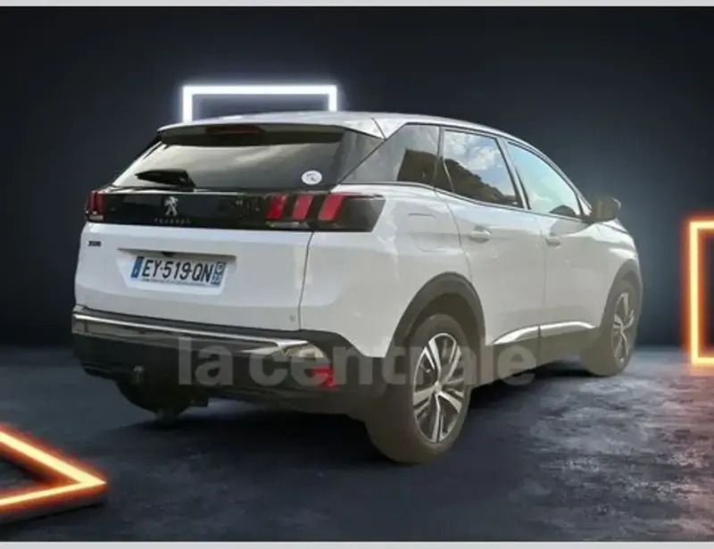 Utilisé 2018 Peugeot 3008 Allure Citadine | 19 700 € (Prix cher) - Image 1/4