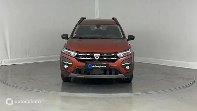 Image 2/4