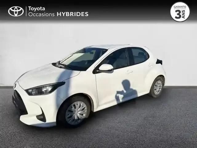 Occasion Toyota Yaris Hybrid 2021 Blanc pur Berline