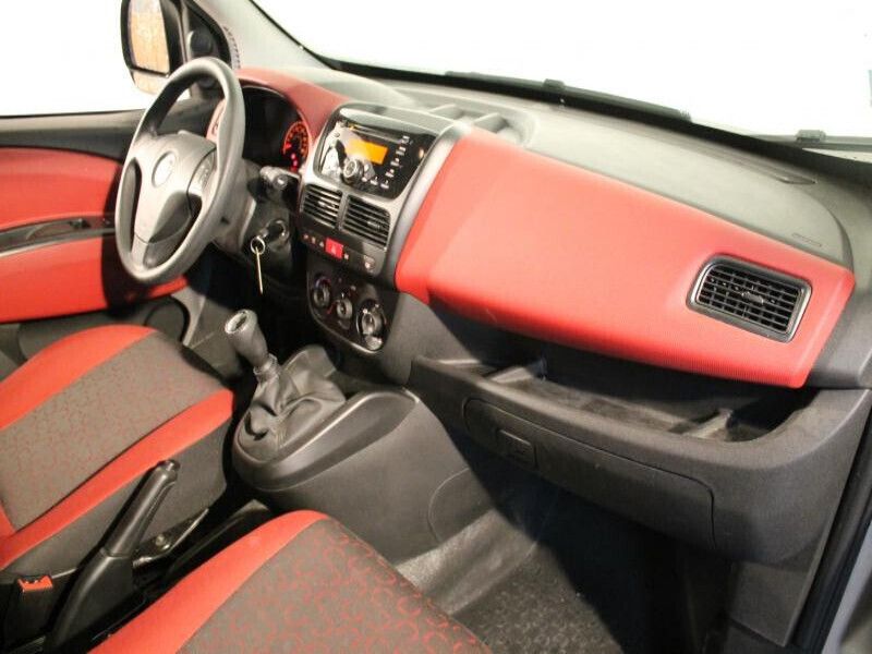 Occasion Fiat Doblò 90 ch (66 kW) 2011 Gris Monospace