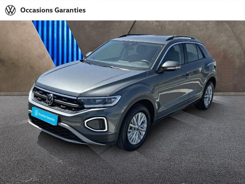 Gris Utilisé 2024 VW T-Roc Life SUV | 25 490 € (Prix juste) - Image 1/4