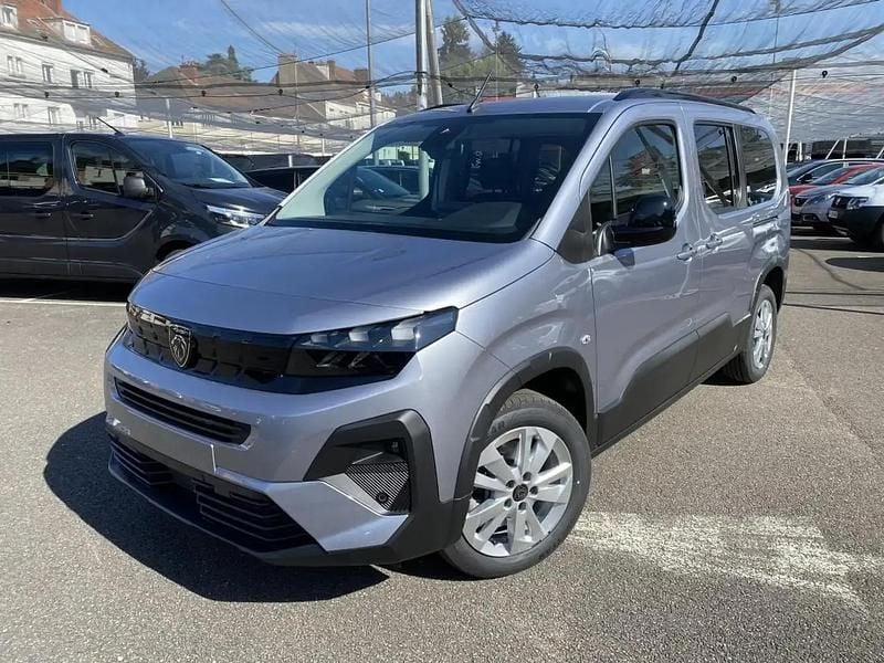 Gris Nouvelle 2025 Peugeot Rifter Allure Monospace | 28 890 € (Prix juste) - Image 1/4
