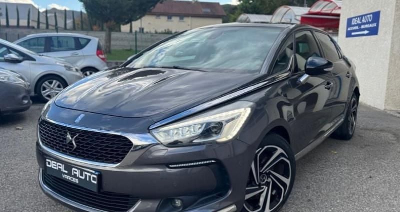 Utilisé 2017 DS Automobiles DS5 Sport Chic Citadine | 12 790 € (Prix juste) - Image 1/4
