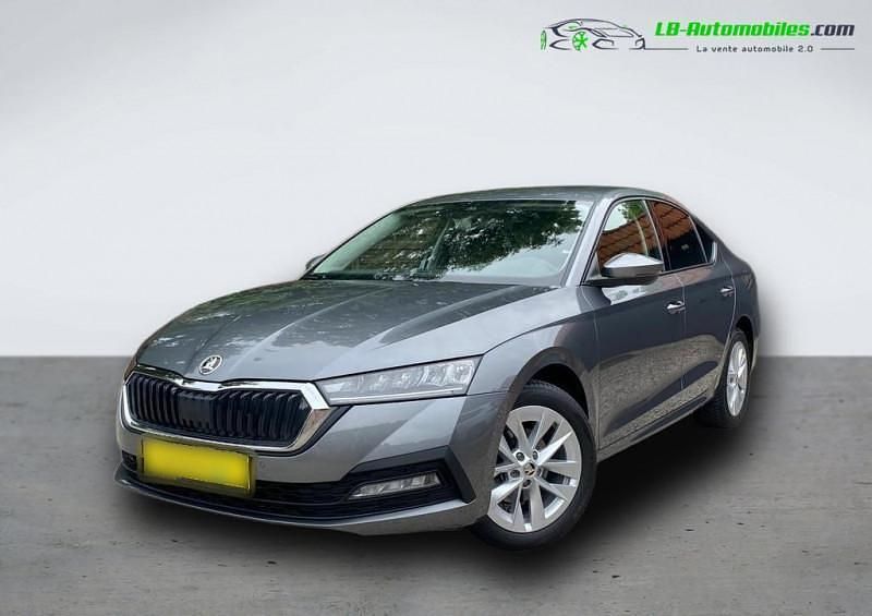 Utilisé 2023 Skoda Octavia Berline | 27 200 € (Prix juste) - Image 1/4
