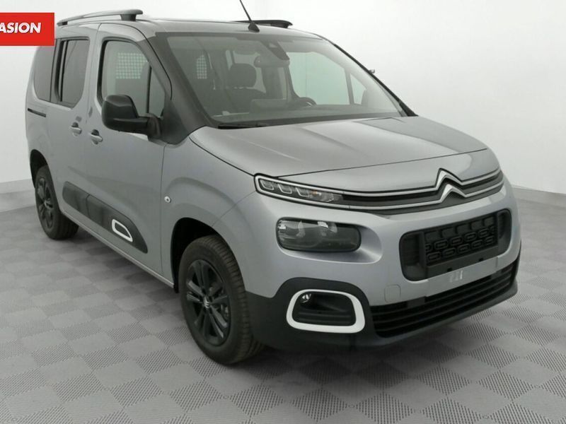 Gris Utilisé 2023 Citroën Berlingo Shine Monospace | 28 680 € - Image 1/4