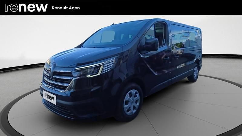 Noir Utilisé 2023 Renault Trafic Intens Van | 37 989 € (Prix assez cher) - Image 1/4
