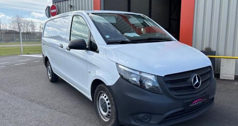 Blanc Utilisé 2020 Mercedes Vito Monospace | 24 990 € - Image 1/4