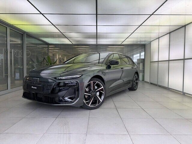 Gris daytona nacré Utilisé 2025 Audi A6 e-tron S-Line Break | 73 990 € - Image 1/4