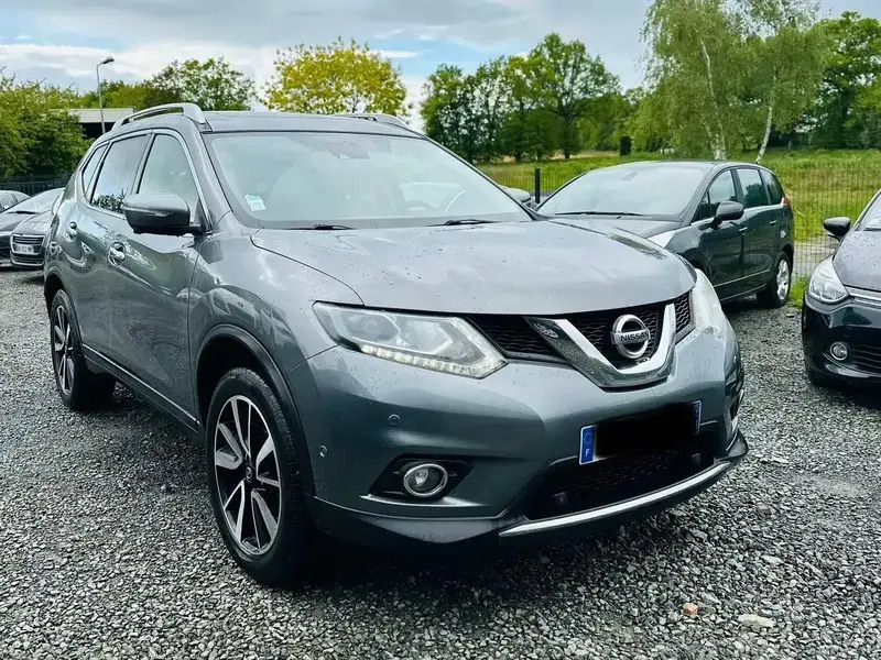 Gris Utilisé 2016 Nissan X-Trail Tekna SUV | 14 000 € (Prix juste) - Image 1/4