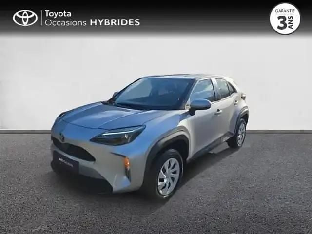 Gris minéral (m) Occasion 2023 Toyota Yaris Cross SUV | 20 490 € (Bon prix) - Image 1/4