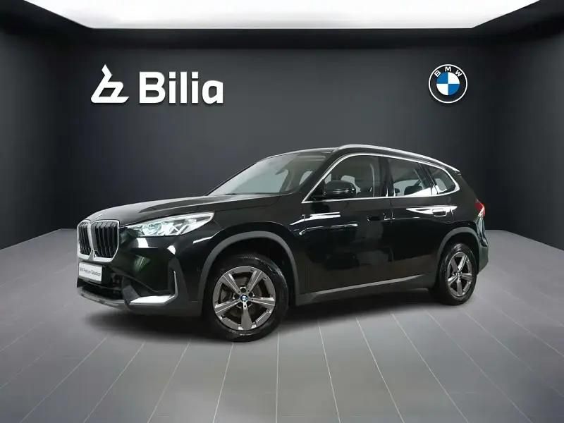 Noir Utilisé 2023 BMW X1 Advantage SUV | 38 870 € (Prix cher) - Image 1/4