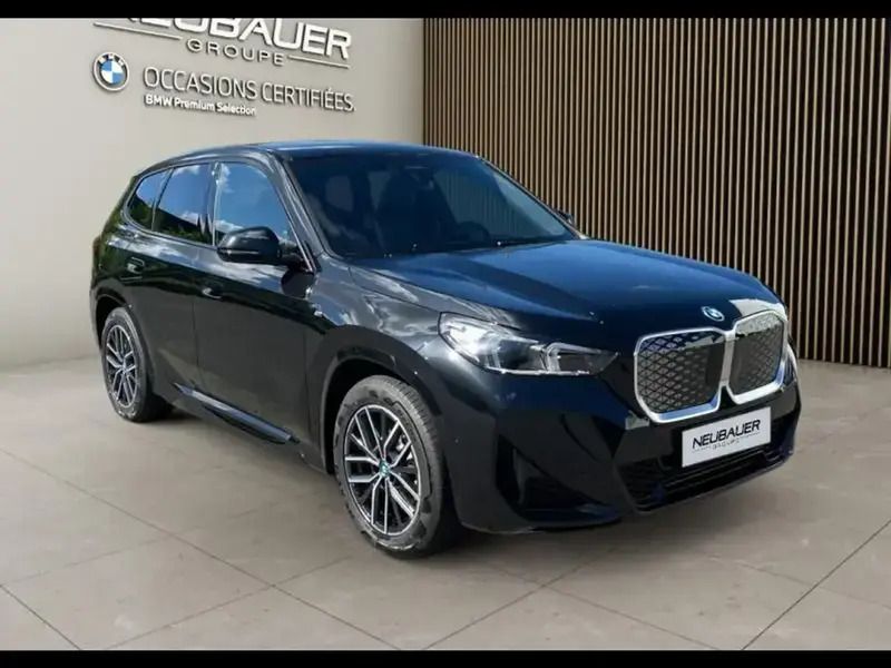 Noir Utilisé 2025 BMW iX1 M Sport SUV | 49 600 € (Prix cher) - Image 1/4