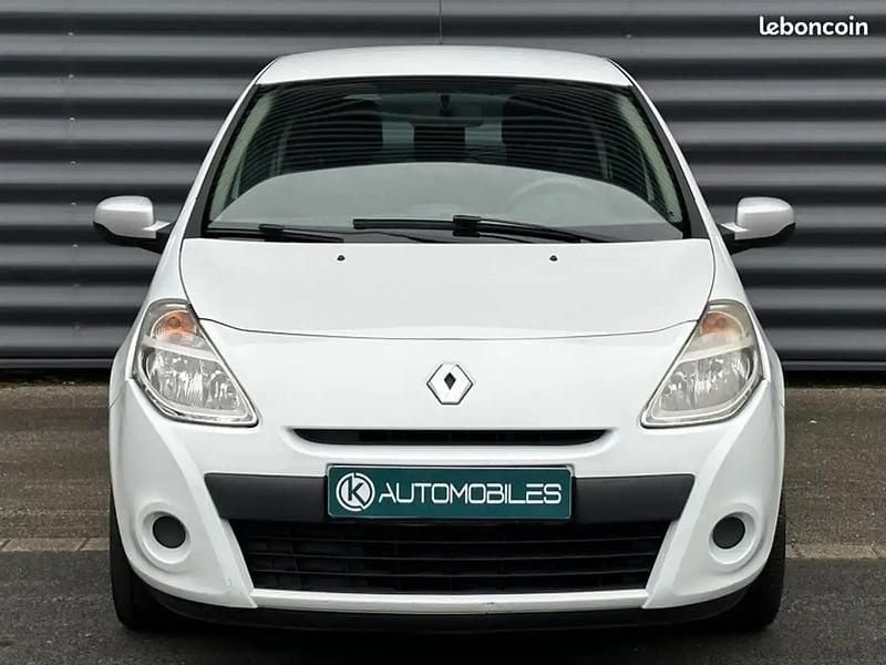 Occasion Renault Clio III Collection 76 ch (55 kW) 2014 Blanc Citadine