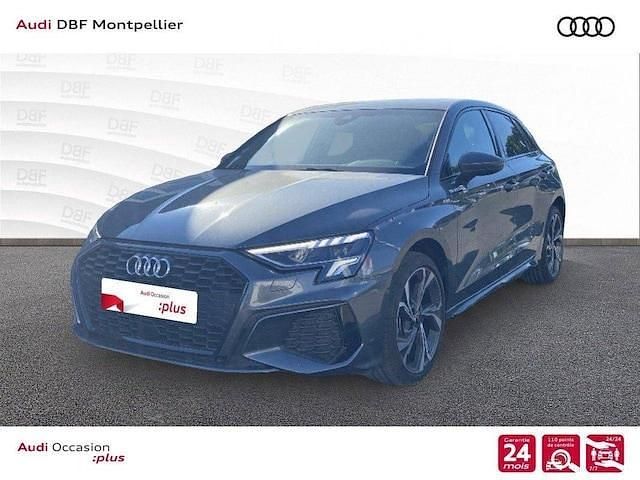 Gris daytona nacré Utilisé 2024 Audi A3 S-Line | 36 480 € (Prix cher) - Image 1/4