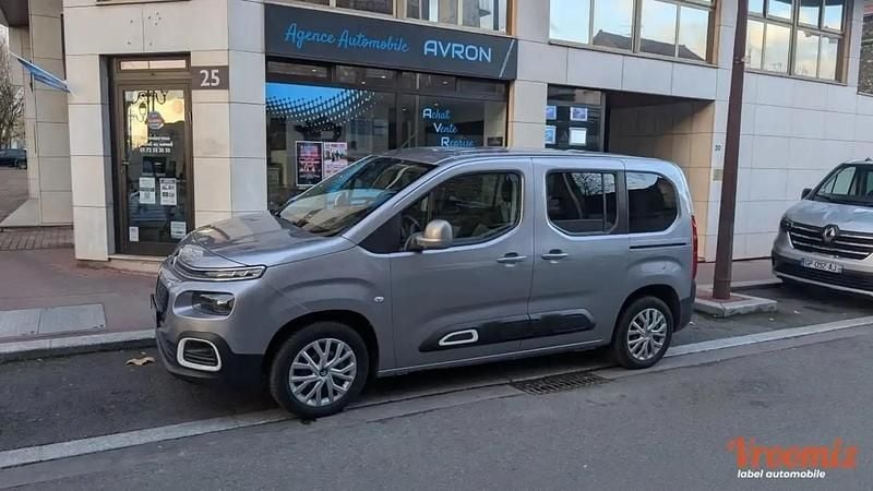 Gris Occasion 2019 Citroën Berlingo Shine Monospace | 11 990 € (Prix assez cher) - Image 1/4