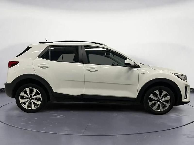 Occasion Kia Stonic Active 120 ch (88 kW) 2022 Blanc SUV