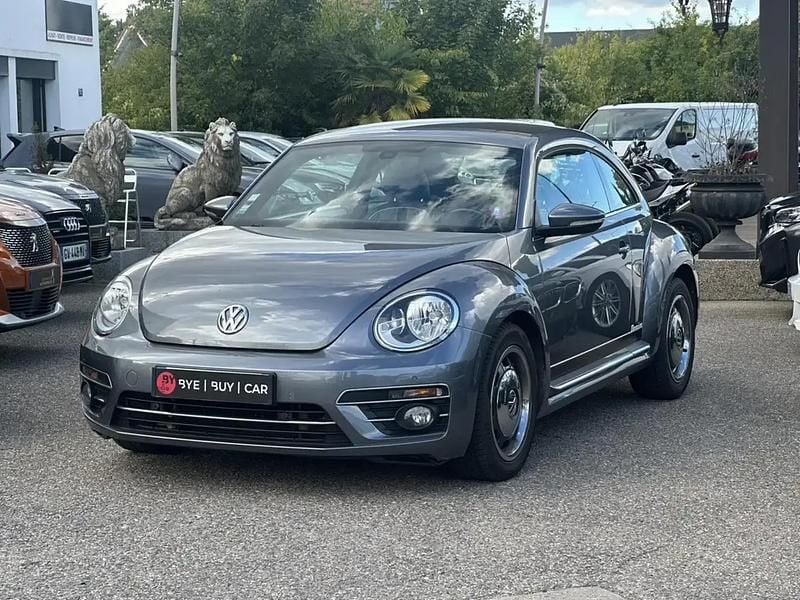 Gris Utilisé 2017 VW Beetle Design Coupé | 16 990 € - Image 1/4