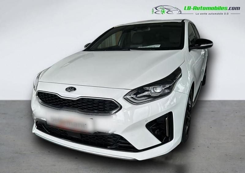 Utilisé 2019 Kia ProCeed Citadine | 23 000 € (Prix juste) - Image 1/4