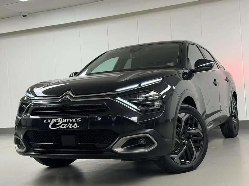 Noir Occasion 2022 Citroën C4 Shine Berline | 16 400 € (Bon prix) - Image 1/4