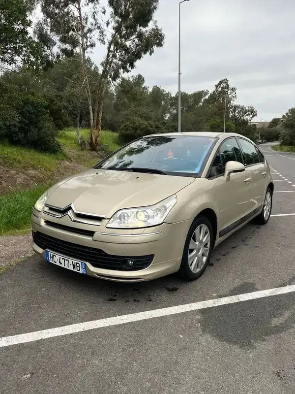 Utilisé 2005 Citroën C4 Exclusive Berline | 3 499 € (Prix juste) - Image 1/4