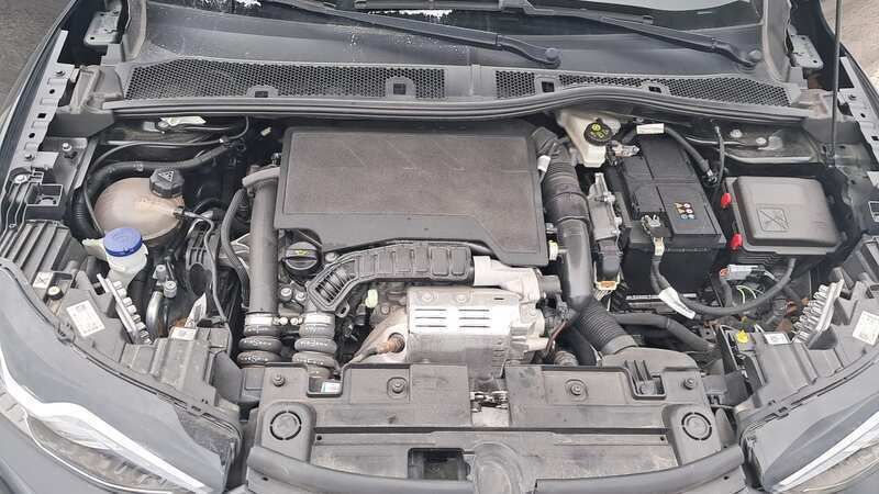 Image 3/3