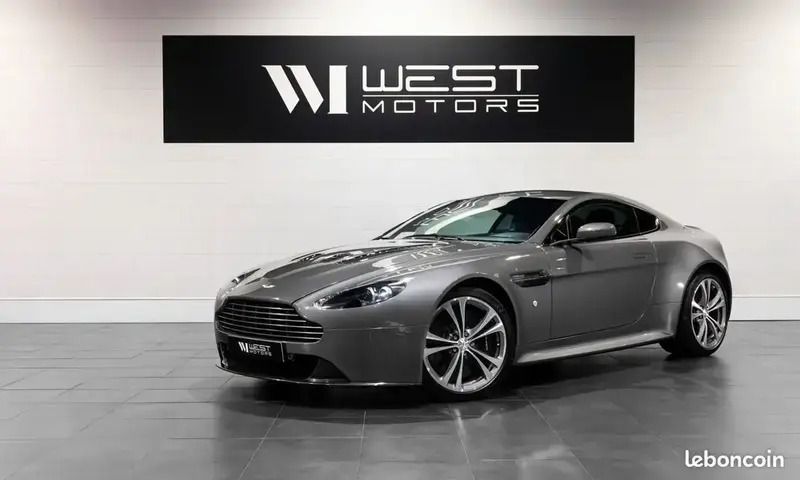 Gris Utilisé 2010 Aston Martin Vantage Coupé | 124 900 € - Image 1/4