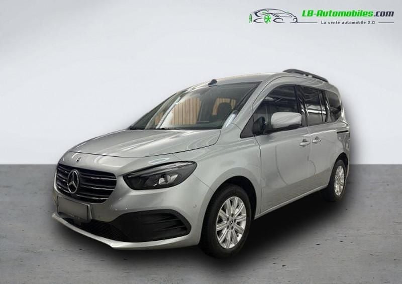 Utilisé 2023 Mercedes 180 Berline | 31 700 € - Image 1/4
