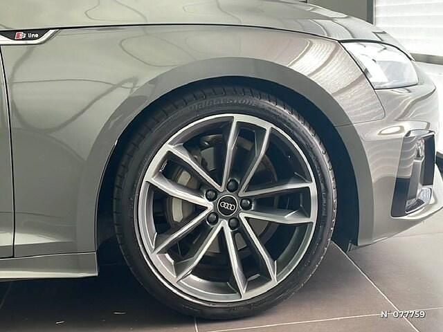 Occasion Audi A5 Sportback S-Line 204 ch (150 kW) 2023 Gris chronos métallisé Citadine
