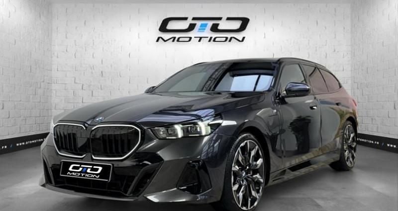 Occasion 2025 BMW 550e M Sport Break | 104 990 € - Image 1/4