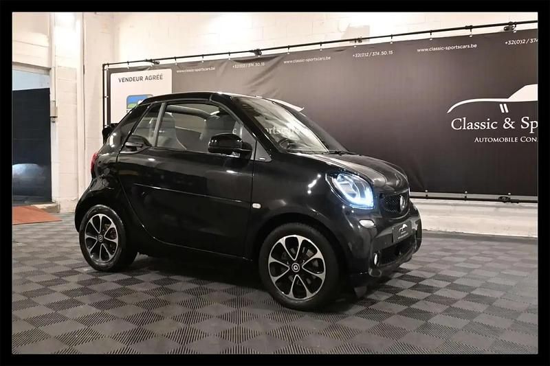Noir Occasion 2018 Smart ForTwo Electric Drive Cabriolet | 9 950 € - Image 1/4