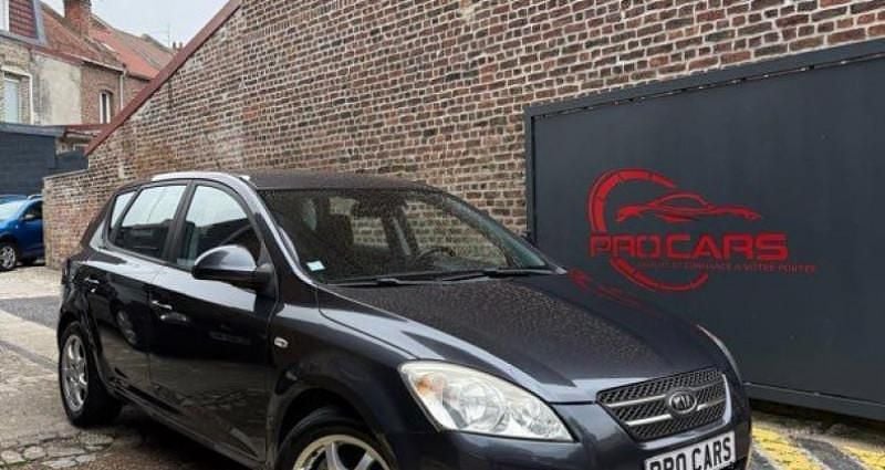 Utilisé 2009 Kia Ceed Berline | 5 990 € - Image 1/4