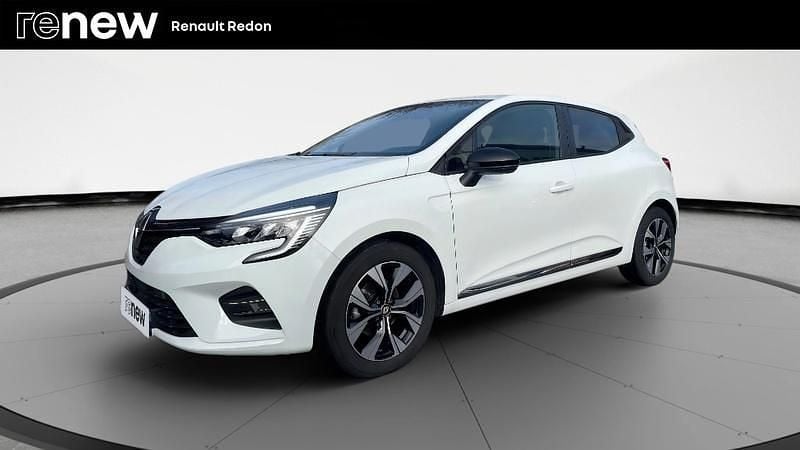 Blanc Utilisé 2023 Renault Clio Evolution Van | 14 388 € - Image 1/4