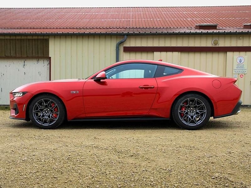 Nouvelle Ford Mustang GT Fastback 446 ch (328 kW) 2025 Coupé