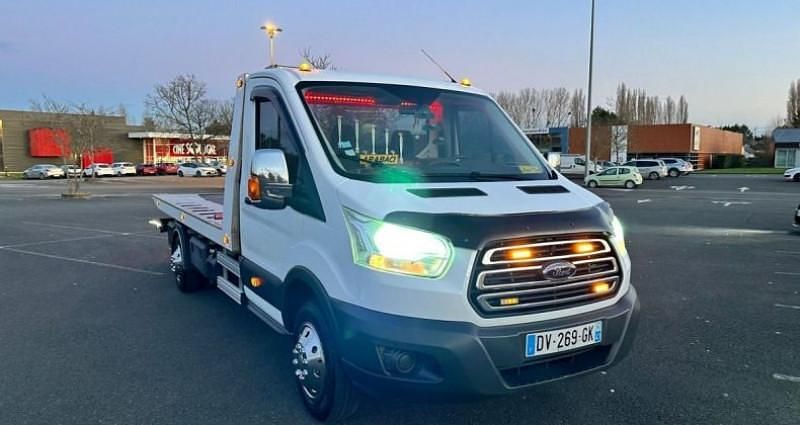 Blanc Utilisé 2015 Ford Transit Ambiente Van | 39 990 € - Image 1/4