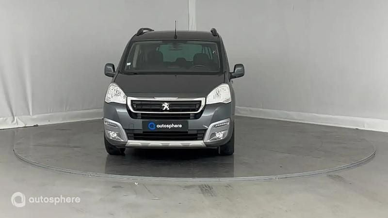 Image 2/4