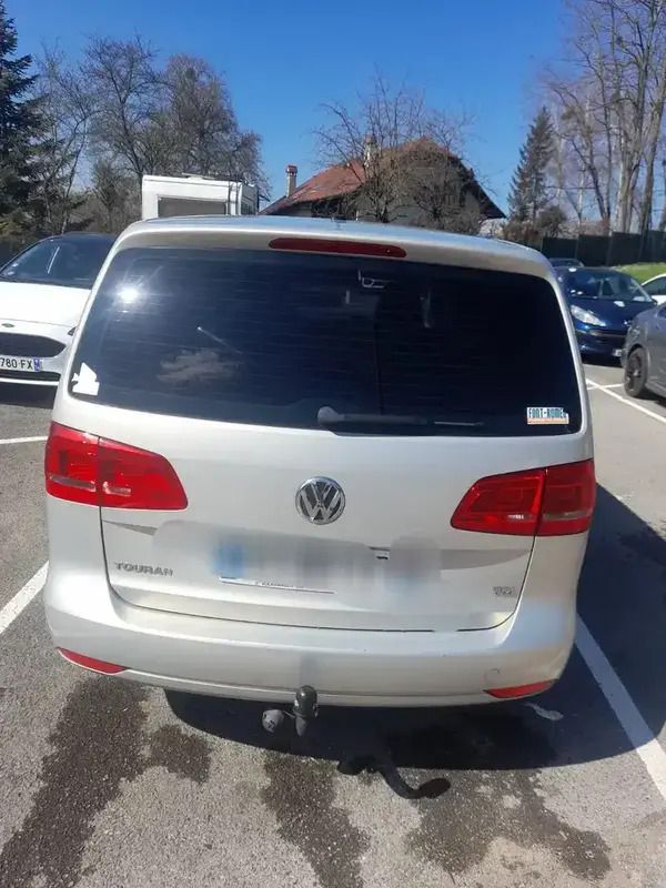Image 2/4