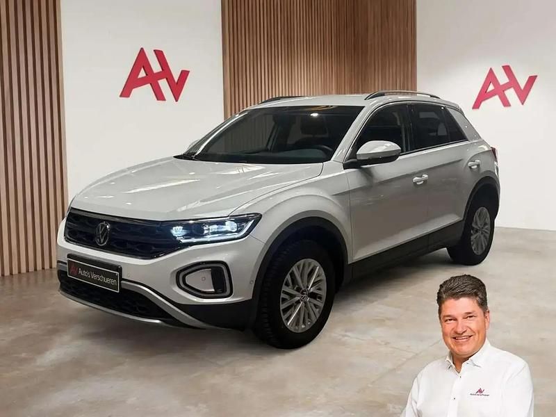 Blanc Occasion 2024 VW T-Roc Life SUV | 22 790 € (Bon prix) - Image 1/4