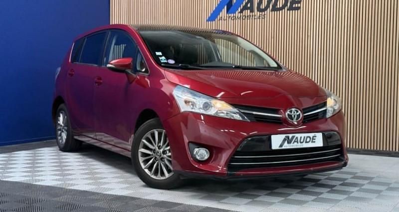 Utilisé 2017 Toyota Verso Design Monospace | 14 990 € - Image 1/4