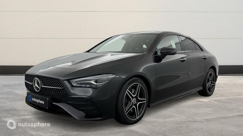 Noir Utilisé 2024 Mercedes CLA200 AMG line Berline | 42 499 € (Prix cher) - Image 1/4