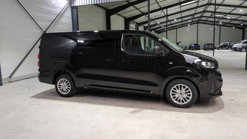 Nouvelle 2025 Peugeot Expert Premium Van | 38 900 € - Image 1/4