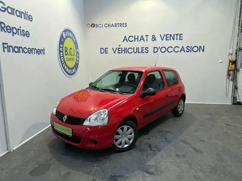 Rouge Utilisé 2012 Renault Clio II Authentique Citadine | 5 290 € (Prix juste) - Image 1/4