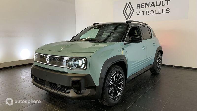 Biton Nouvelle 2025 Renault 4 E-Tech Iconic SUV | 37 699 € - Image 1/4