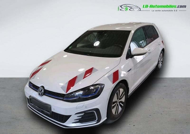 Utilisé 2020 VW Golf VII GTE Berline | 23 800 € (Prix juste) - Image 1/4