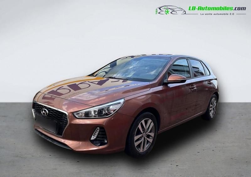 Utilisé 2017 Hyundai i30 Berline | 18 900 € (Prix juste) - Image 1/4