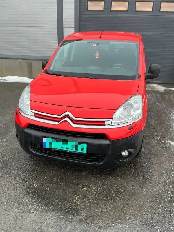 Rouge Utilisé 2015 Citroën Berlingo Attraction Monospace | 8 000 € (Bon prix) - Image 1/4