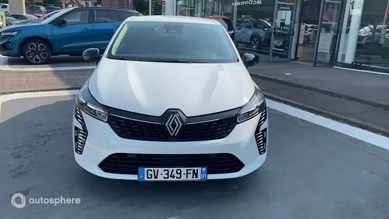 Blanc Utilisé 2024 Renault Clio V Evolution Berline | 17 699 € (Prix juste) - Image 1/4